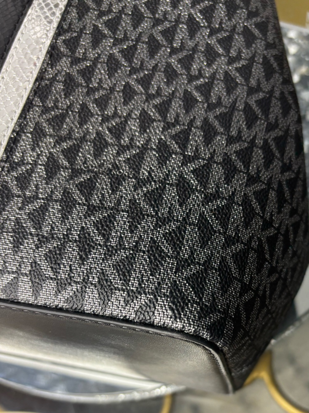 Michael Kors Pratt Medium Signature Logo and Metallic Shoulder Bag NWT - Picture 11 of 12